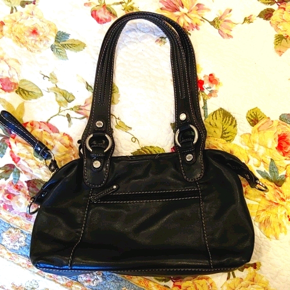 Tignanello Leather Purse, Great Hardware! - Picture 2 of 6